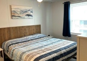 jammer302-9-bedroom-new.jpg