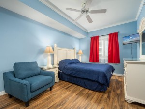 adagio204-16-bedroom-2.jpg