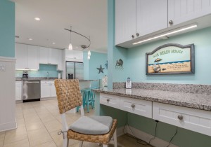 gateway807-15-kitchen.jpg