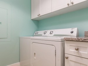 gateway807-16-laundry.jpg