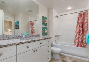gateway807-22-bath-2.jpg
