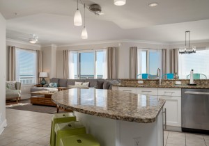 gateway1413-12-open-floor.jpg