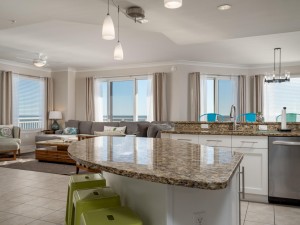 gateway1413-12-open-floor.jpg