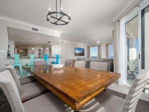 gateway1413-16-dining-area.jpg