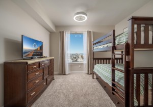 gateway1413-22-bedroom-3.jpg
