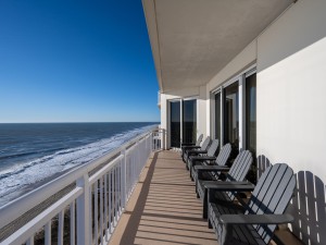 gateway1413-3-balcony-view.jpg
