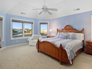 north-heron-24-king-room-2nd-floor.jpg