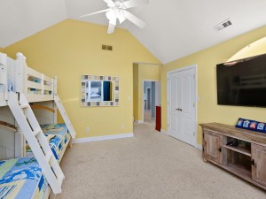 north-heron-33-bedroom-4.jpg