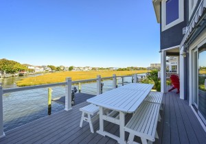 north-heron-40-deck.jpg