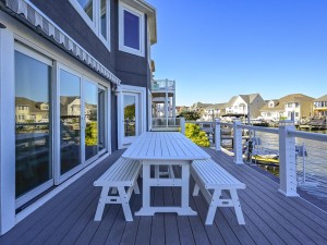 north-heron-45-deck-rear.jpg