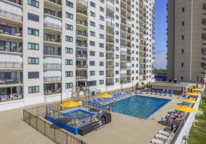 plaza-pool-0011.jpg