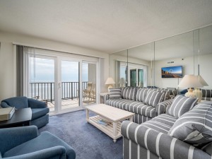 plaza1512-13-living-area.jpg