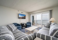plaza1512-14-living-area.jpg