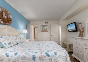 bayprincess119-18-primary-bedroom.jpg