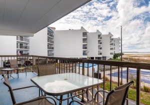 bayprincess119-2-balcony.jpg