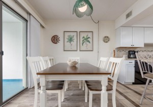 bayprincess119-8-dining-area.jpg
