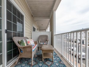 seabrite101-1-balcony.jpg