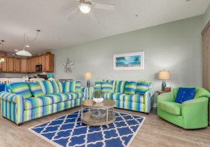 seabrite101-11-living-area.jpg