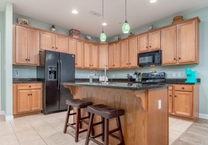 seabrite101-12-kitchen.jpg