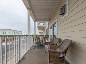 seabrite101-2-balcony.jpg