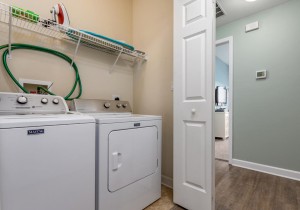 seabrite101-22-laundry.jpg