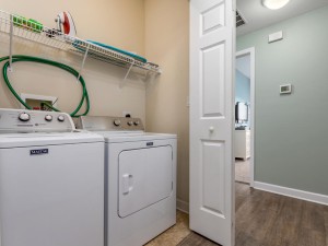 seabrite101-22-laundry.jpg