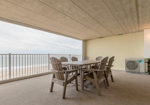 calypso409-14-balcony-lr.jpg
