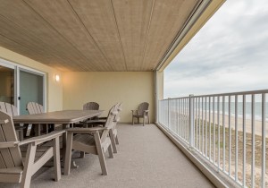calypso409-15-balcony-lr.jpg