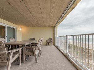 calypso409-15-balcony-lr.jpg
