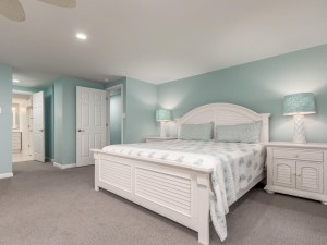 calypso409-18-primary-bedroom.jpg