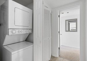 rh410-22-laundry.jpg