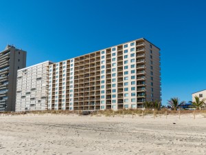 marigotbeach-3-exterior-beach-side.jpg