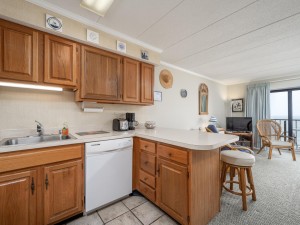 marigotbeach806-10-kitchen.jpg