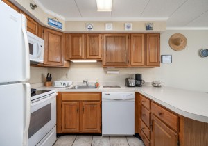 marigotbeach806-11-kitchen.jpg