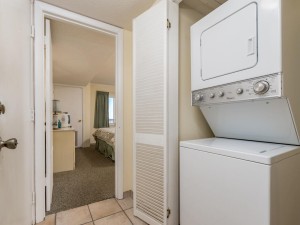 marigotbeach806-15-laundry.jpg