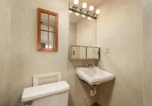 marigotbeach806-18-primary-bath.jpg