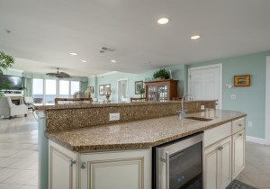 southbeach602-17-kitchen.jpg