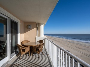 southbeach602-2-balcony-and-view-north.jpg