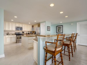 southbeach602-20-kitchen.jpg