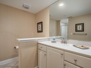 southbeach602-35-bath-4.jpg