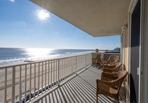 southbeach602-5-balcony-view-south.jpg