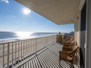 southbeach602-5-balcony-view-south.jpg