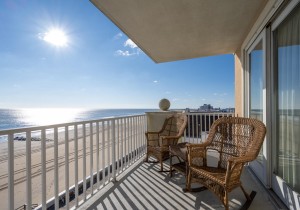 southbeach602-6-balcony.jpg
