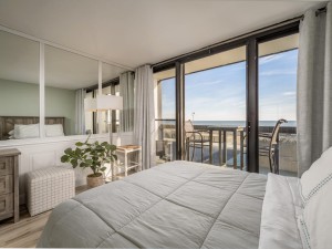 goldensands114-9-sleeping-area.jpg
