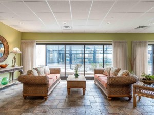 englishtowers-7b-bldg-social-area.jpg