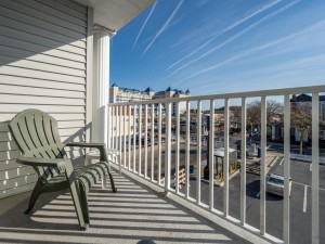 belmare201-2-balcony.jpg