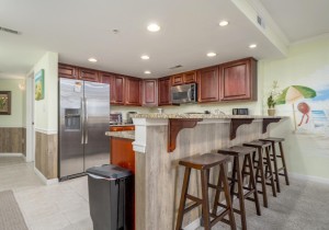 belmare201-20-kitchen-additional-dining.jpg