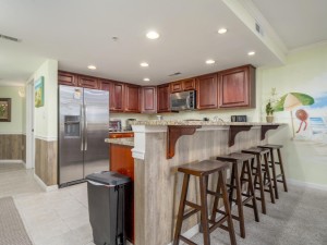 belmare201-20-kitchen-additional-dining.jpg