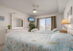 belmare201-25-bedroom-3.jpg