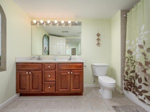 belmare201-26-bath-2.jpg